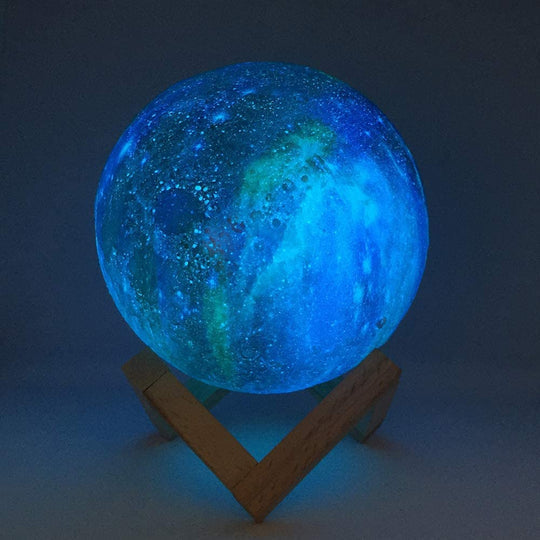 Extravagant Moon Lamp