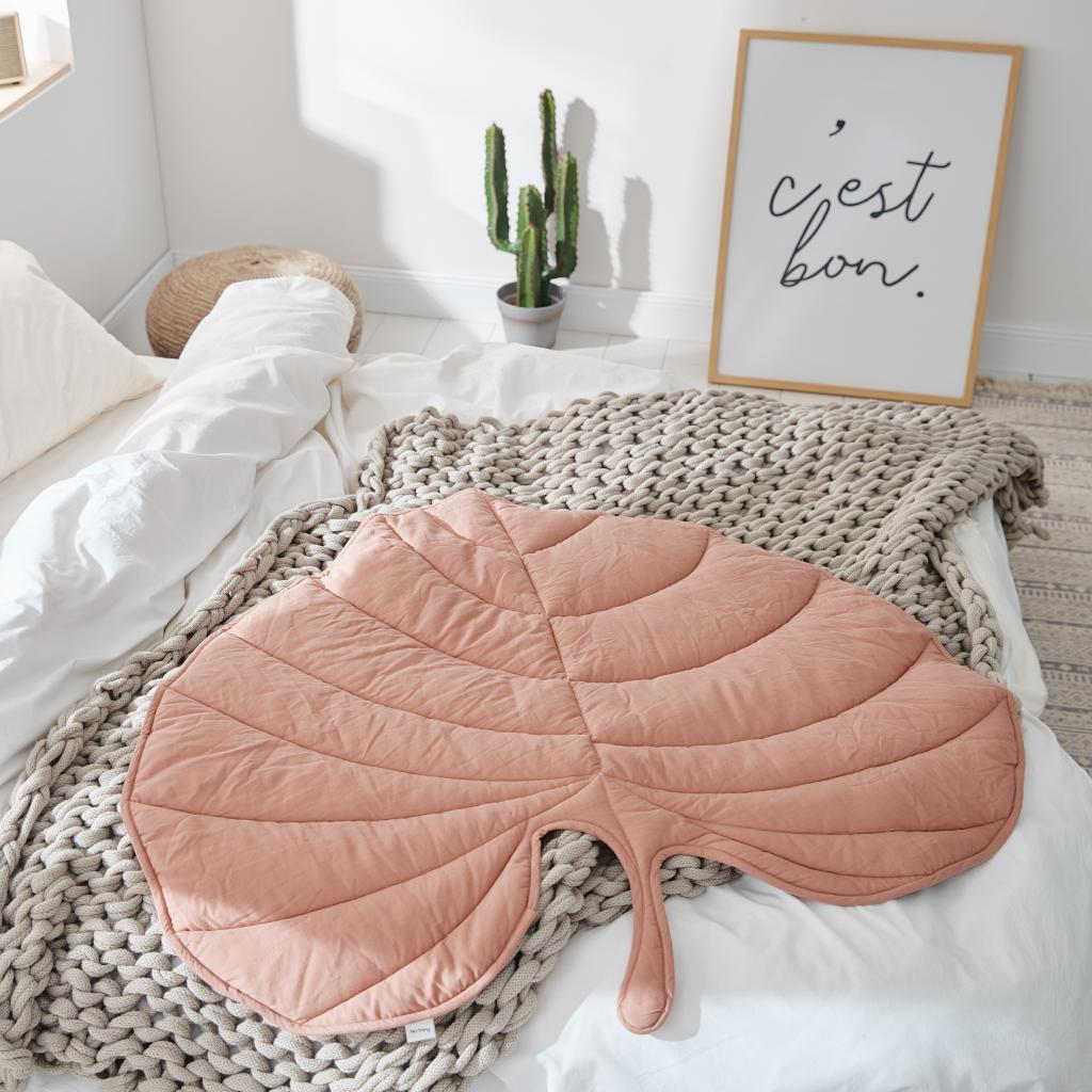 Leaf Shape Pad Blanket
